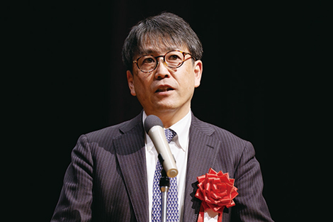 審査委員会の割澤伸一委員長（東京大学大学院 新領域創成科学研究科教授）